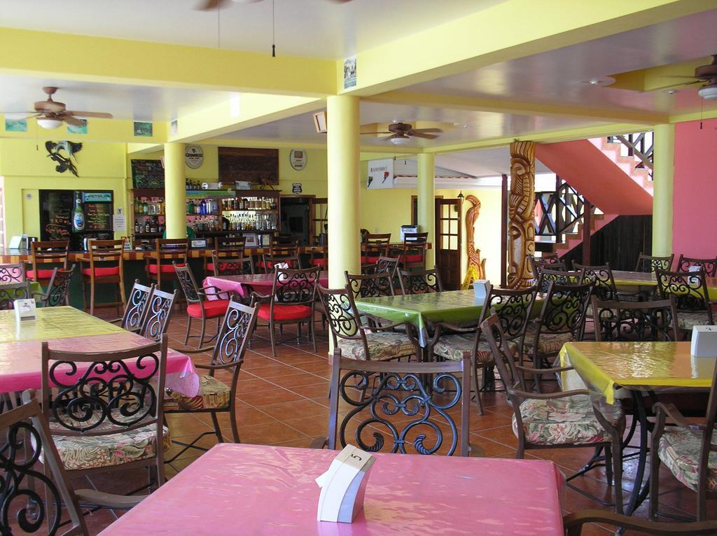 Alan'S Paradise Hotel Placencia Exterior foto